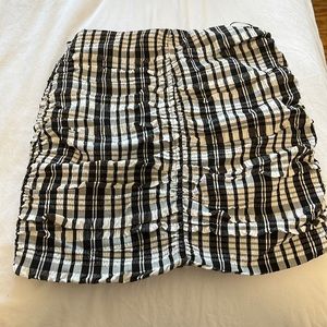 Zara Ruffled Black & White Mini Skirt